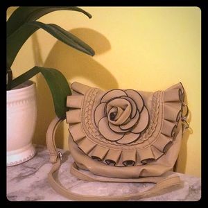 Jennifer & Jennifer Leather Crossbody purse